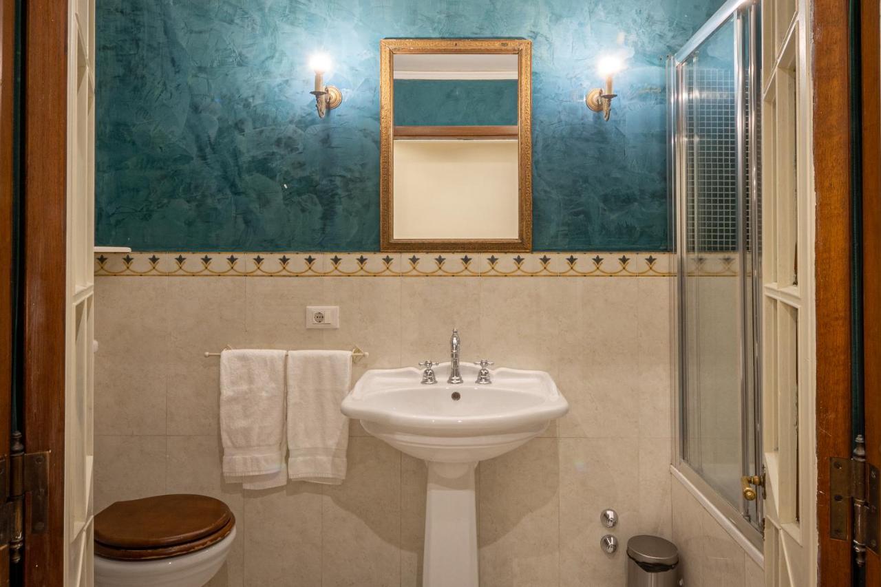Ponte Vecchio 3 Bedroom Apartamento *
